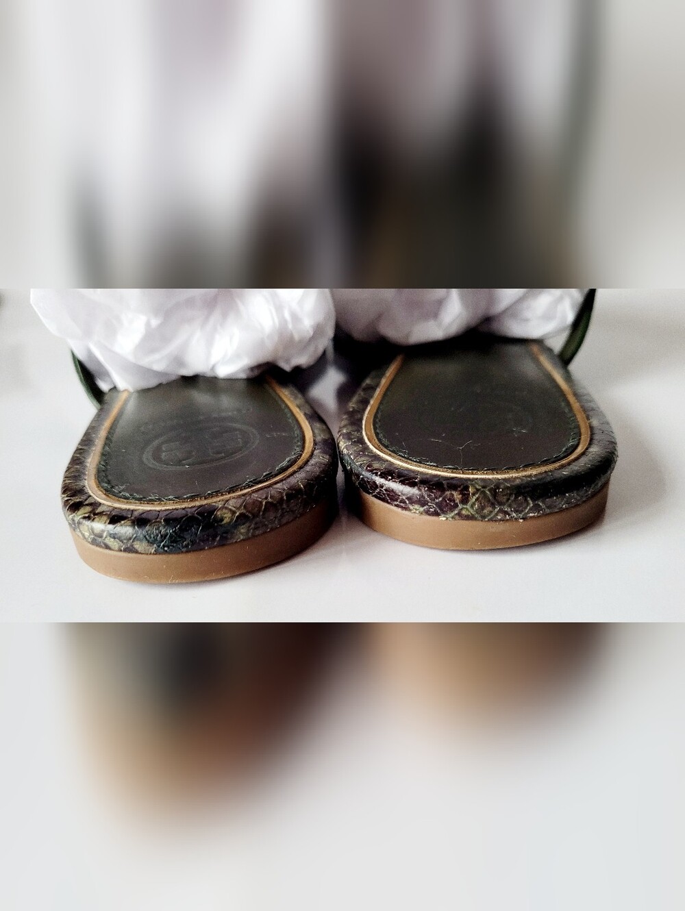 Tory Burch Miller Python Metal Medallion Thong Sandals Genuine Leather US 7 - Picture 12 of 16